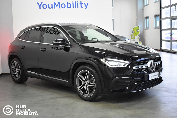 MERCEDES-BENZ GLA 200 d Automatic Premium